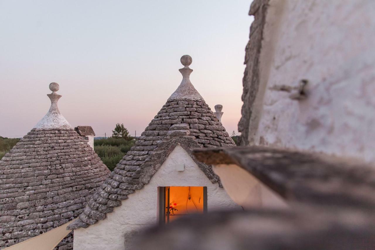 チステルニーノ Trulli 18Cinquantanoveゲストハウス エクステリア 写真